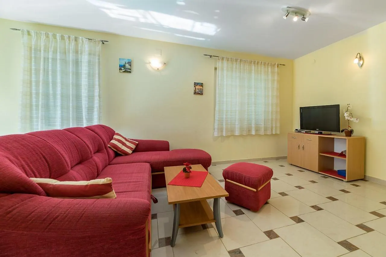 Nur 350 Meter Zum Strand Mit Klima, Wifi Baska  Baska (Krk)