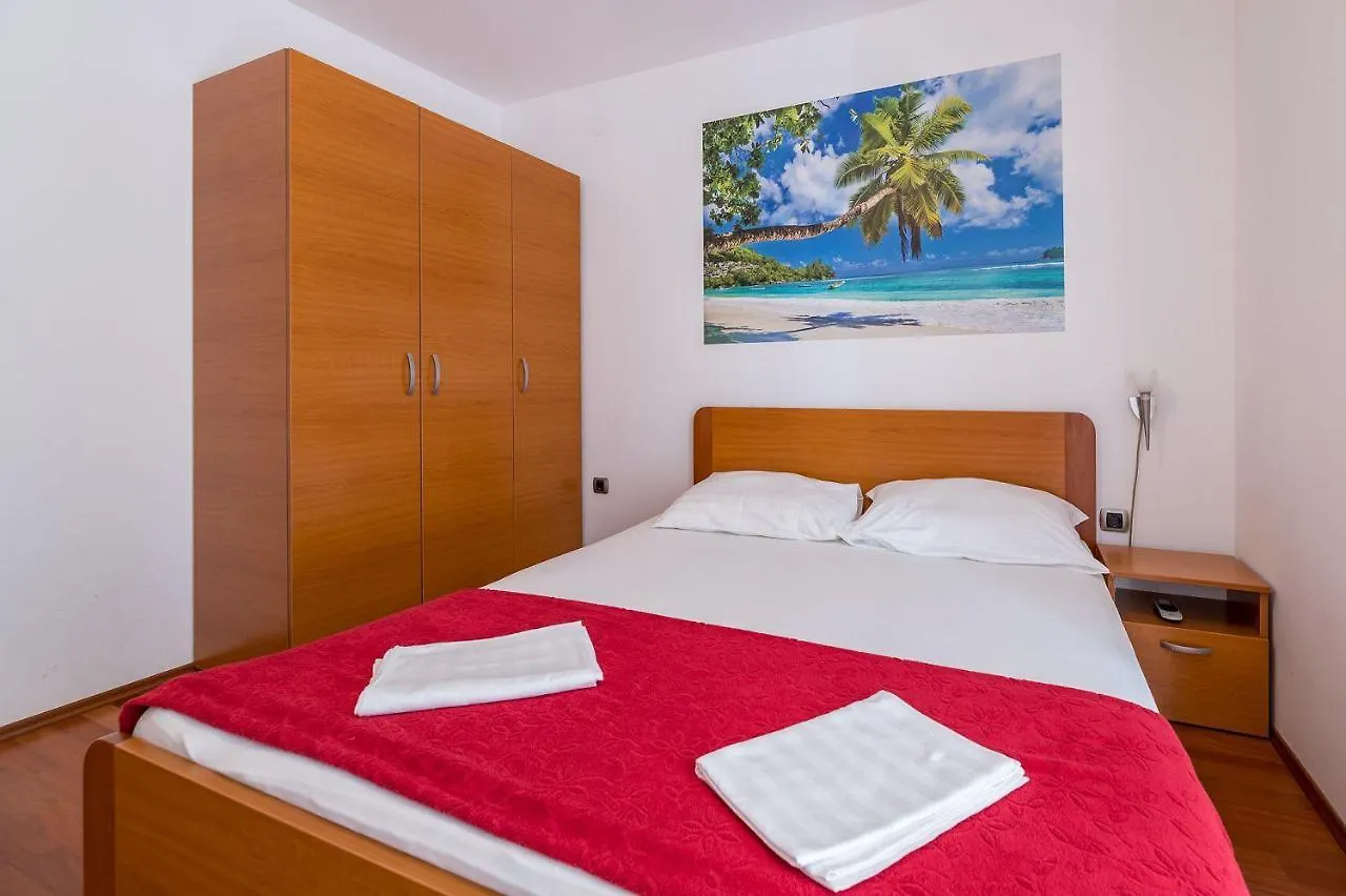 Nur 350 Meter Zum Strand Mit Klima, Wifi Baska  0*, Baska (Krk)