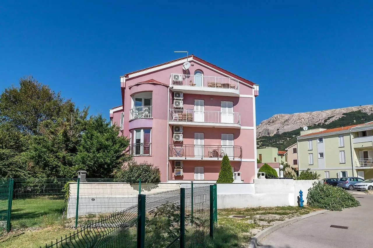 Nur 350 Meter Zum Strand Mit Klima, Wifi Baska  Apartment
